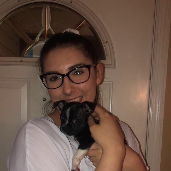 Meet your Posher, Anna - Picture 1 of 1